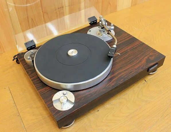 Pro-ject xtension 12 evolution olive. Корпус винилового проигрывателя. Thorens 124 проигрыватель винила. Вега 106 в новый корпус. Плинт для lenco l75.