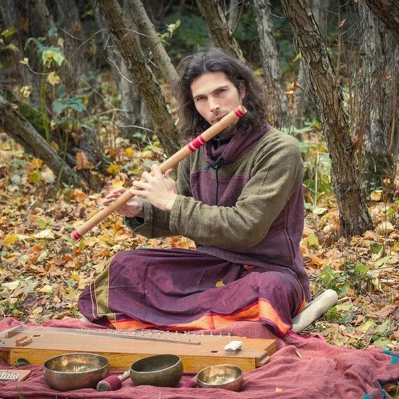 Музыка тибетской флейты. Бансури. Бансури флейта. Индийский флейтист. Индийская флейта.