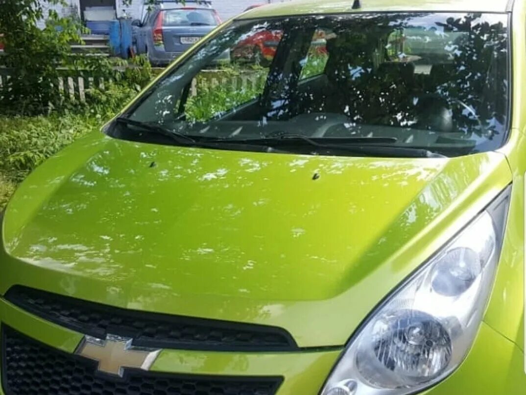 Chevrolet Spark m300. Chevrolet Spark m350. Шевроле Спарк зеленый 2012. Цвет Spark m300 зеленый.