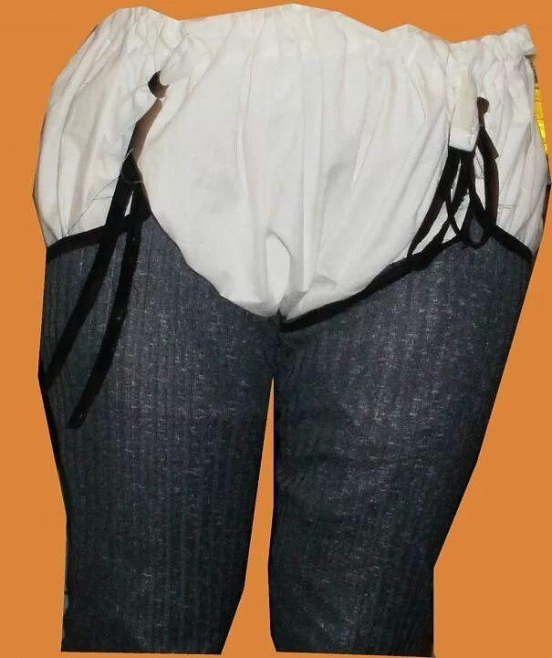 Брэ одежда средневековья. Брэ закрывают. Шоссы 14 век. Medieval pants. Брэ закрывают.