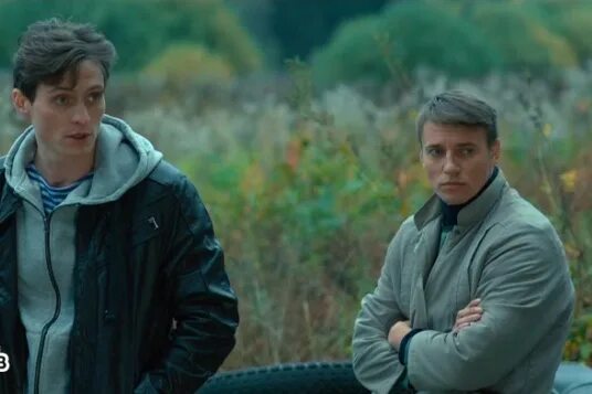 Метеорит 2015. Метеорит (сериал 2015). метеорит сериал алена. метеорит сериал кадры. метеорит сериал актёры.