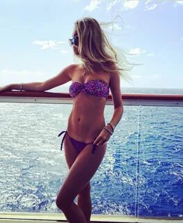 Corinne Olympios Bikini Picture. 