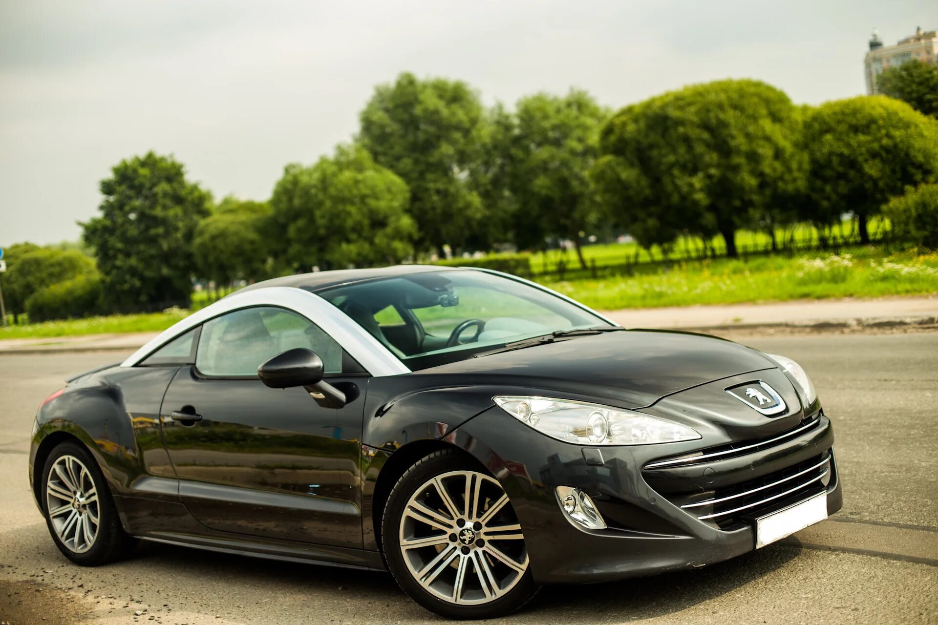 Купить пежо в красноярске. Пежо 308 RCZ. Peugeot RCZ 2020. Диски Peugeot RCZ r18. Peugeot 606.