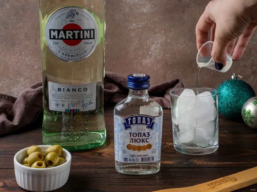 Мартини бьянко из чего делается. С чем смешать мартини. мартини с тоником. во что наливают мартини.
