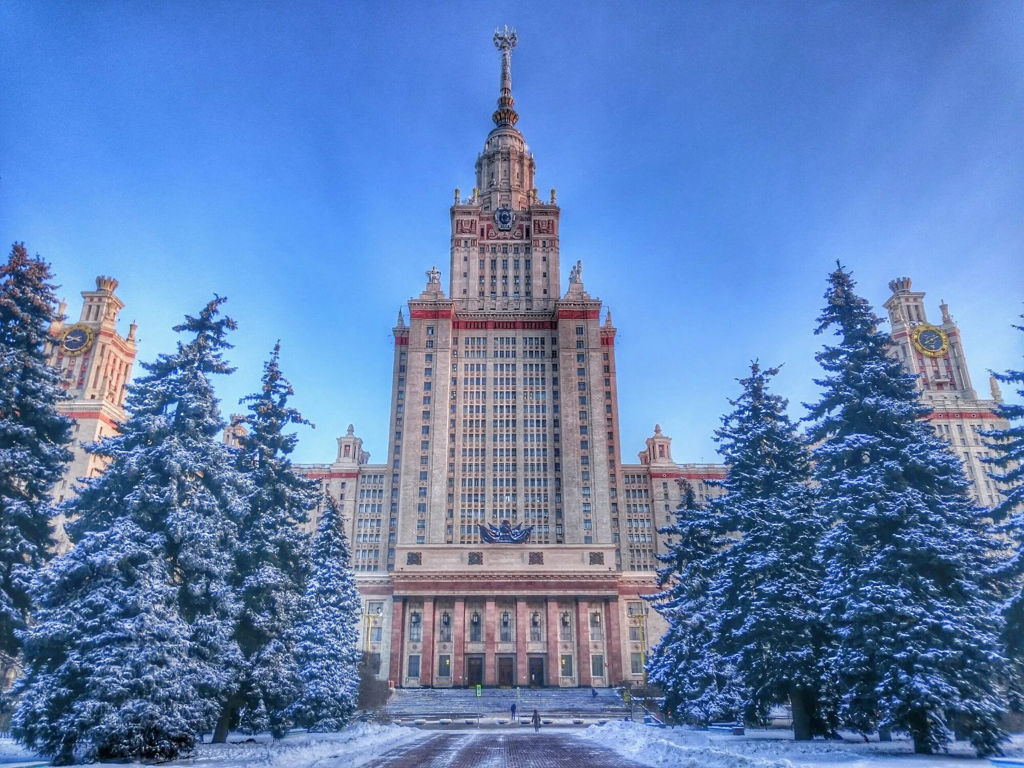 Цми мгу. Московский государственный университет имени м.в.ломоносова，мгу. мгу ломоносова москва. главное здание мгу имени м.в. ломоносова. институт ломоносова в москве.