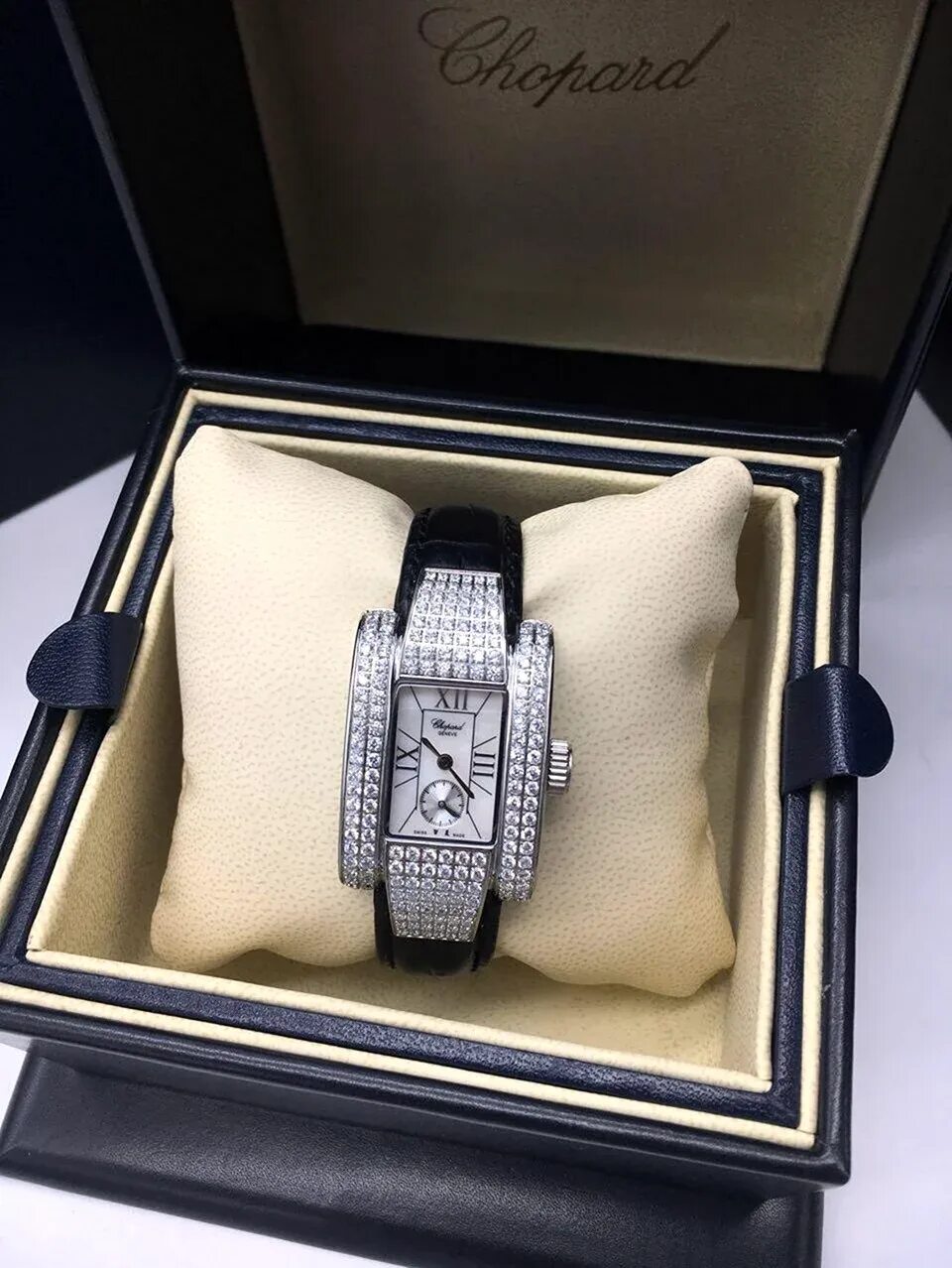 Часы шопард с бриллиантами. Chopard la strada часы. шопард часы женские с бриллиантами. chopard geneve 925 argent plaque or g20m swiss. часы chopard geneve.