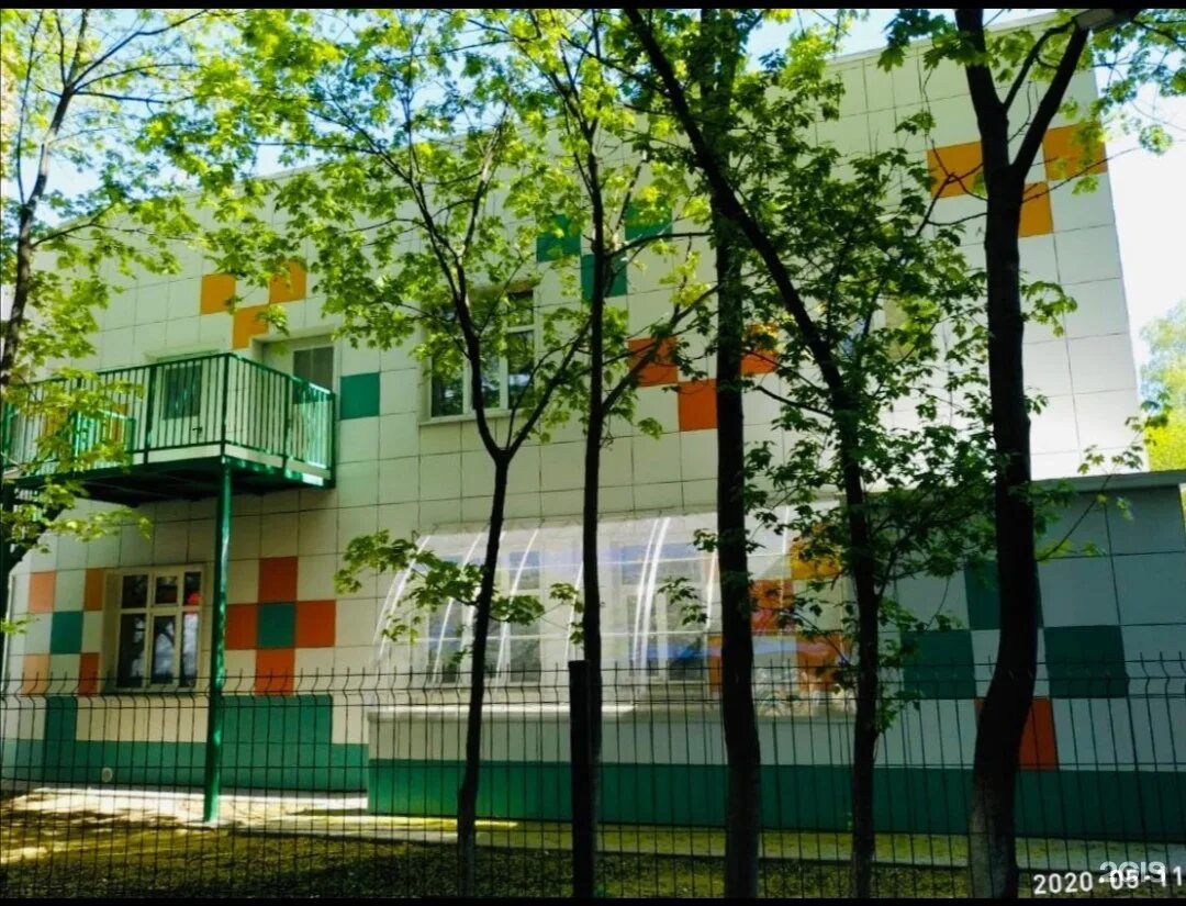 Сады благополучия. Ирга ламарка изгородь. Сад в стиле джапанди. Клен гиннала в ландшафтном. Садово-парковое искусство пейзажный стиль в россии.