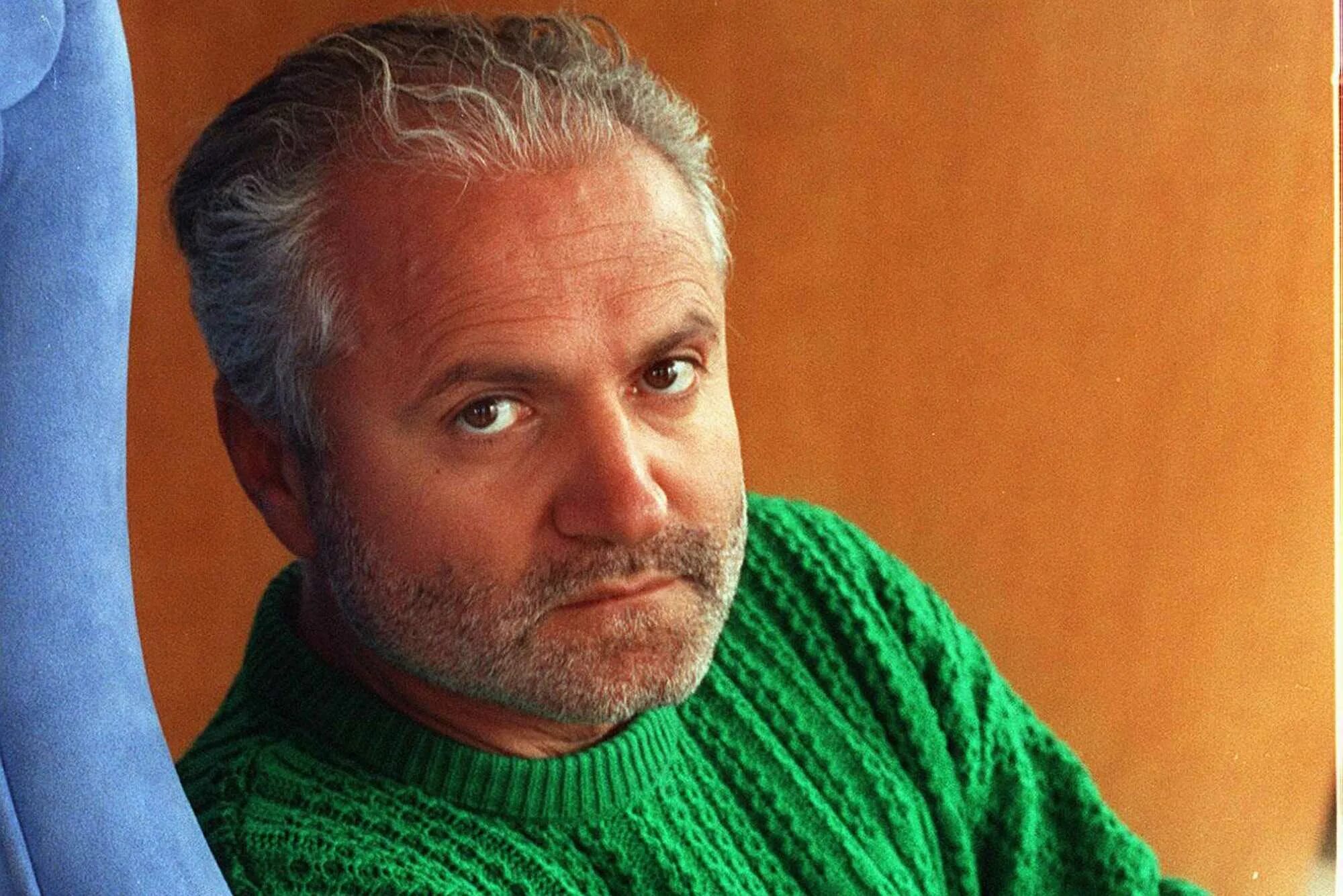 Versace джанни. Джованни версаче. Джанни версаче итальянский модельер. Джанни версаче модельеры. Джанни версаче фото.