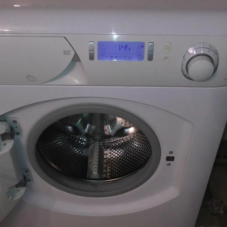 Стиральная машина аристон авсл 105. Аристон avsg 12. Стиральная машина ariston nss5015k. Встроенная стиральная машина аристон. Сма аристон.