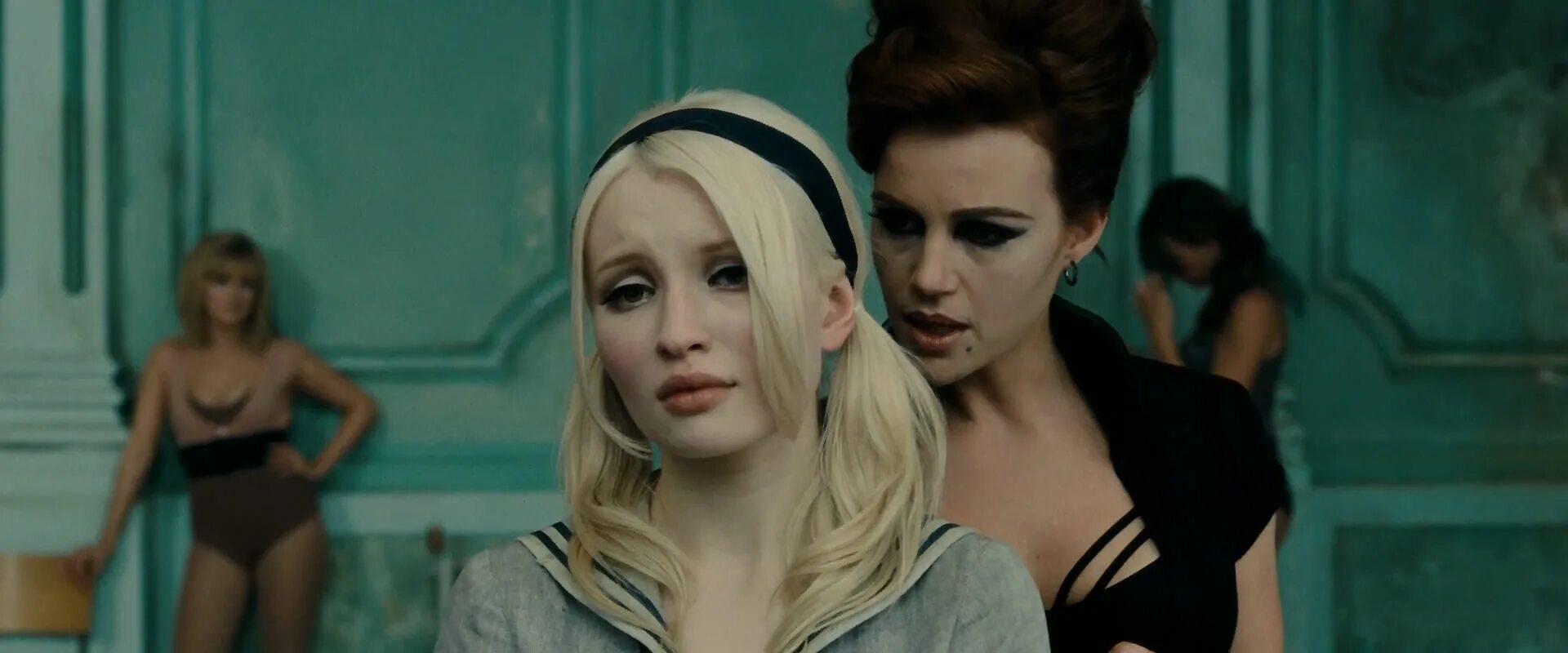 Sweet dreams фильм запрещенный прием. Дело f u b a r. Фильм r6. Дэвид мумени. Запрещенный прием фильм 2011 лоботомия.