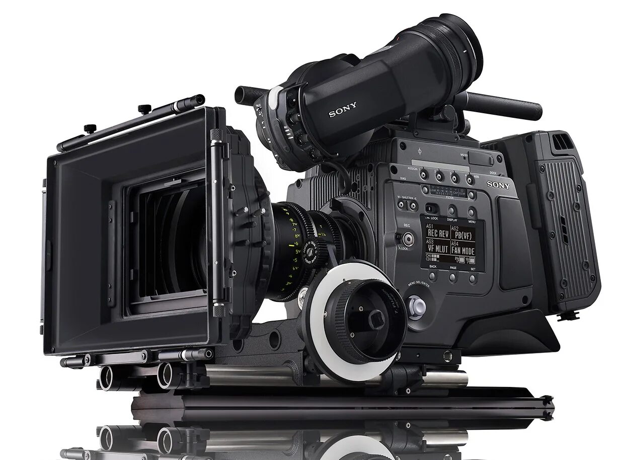 Видеокамера jvc gy-hm200e. Canon legria hf g50. Canon xc-15 видоискатель. Видеокамера фотография. Canon xc10 130.