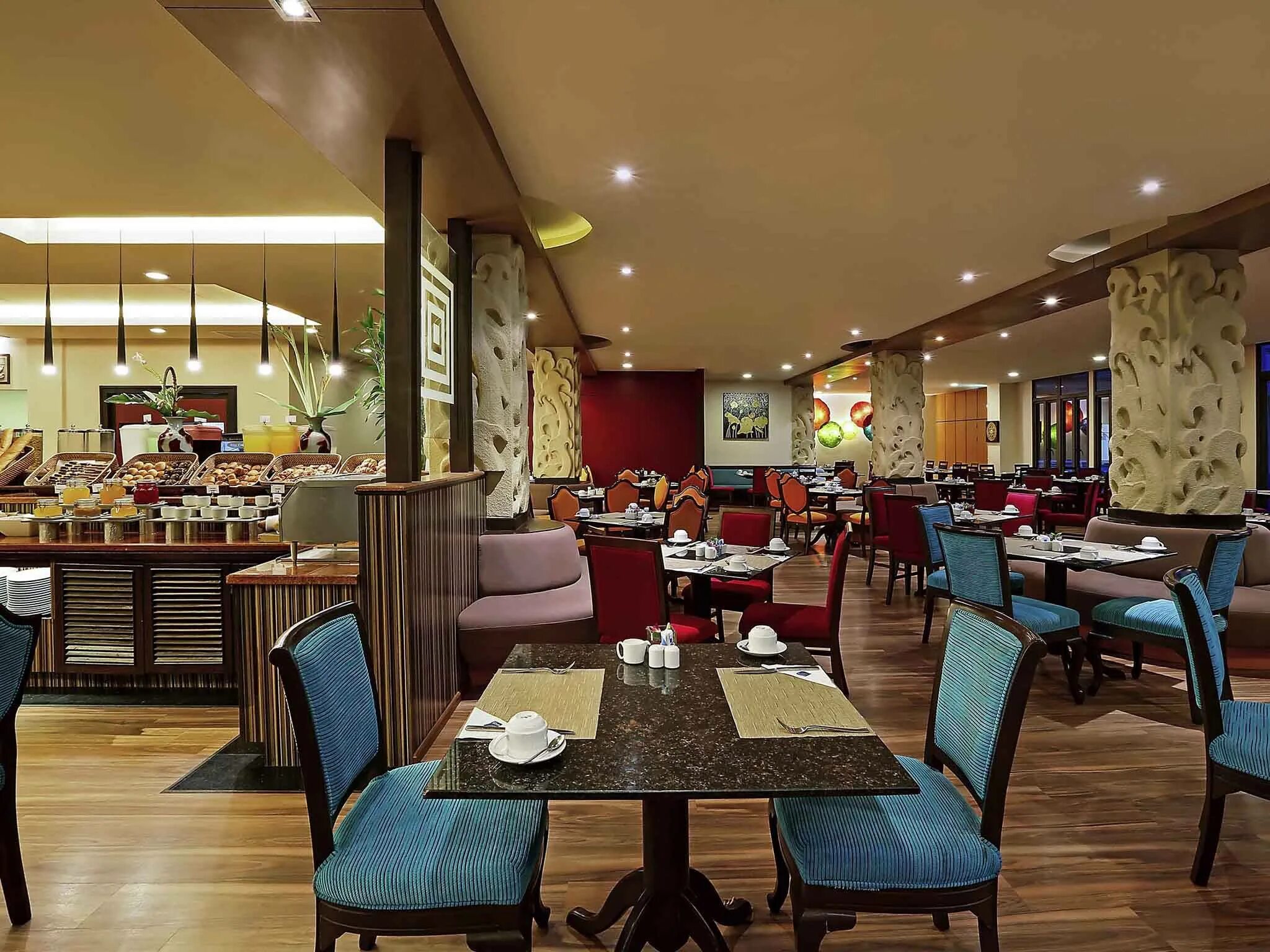 Новотель пхукет винтаж парк патонг. Novotel phuket vintage park 4+*. Новотель патонг 4. Novotel phuket kata avista resort and spa ависта пхукет резорт & спа. Новотель патонг 4.