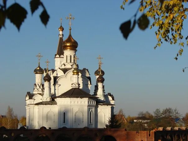 Церковь Белоозерский Воскресенский район. Белоозерский достопримечательности. Белоозёрский Московская область достопримечательности. Храм а поселении Белоозёрский. Белоозерская окрестности