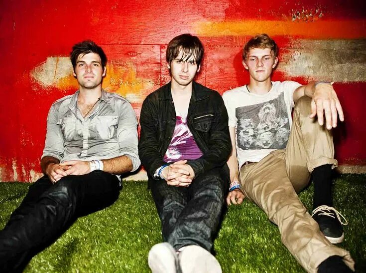Кабби финк. Foster the people кабби финк. Foster the people на сцене. Foster the people вокалист. Foster the people call it what you want.