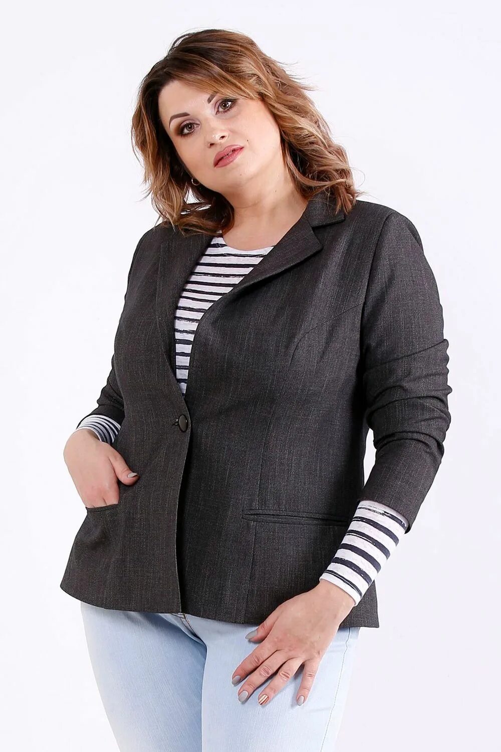 Пиджак женский для полных. Жакет шанель plus size. Пиджак женский для полных. Пиджак женский для полных. Жакет женский для полных женщин.