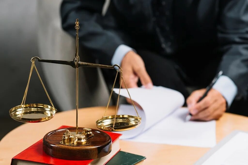 Адвокатура в уголовном процессе. Адвокат в суде. уголовный процесс. уголовный судебный процесс. адвокат в уголовном судопроизводстве.