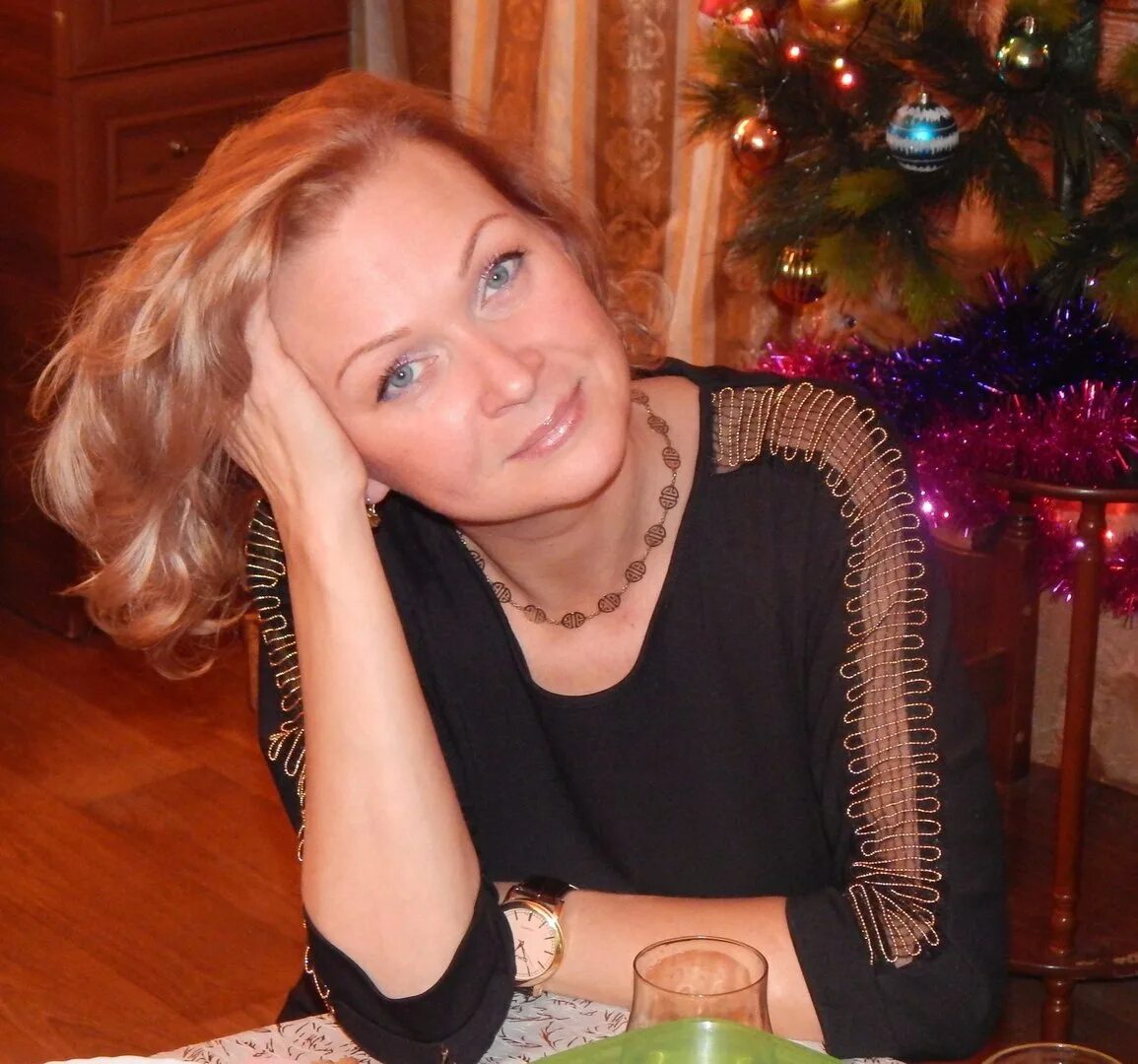 Женщина для мужчины спб. Она ищет его в спб с телефоном. Женщина для мужчины спб. Женщина для мужчины спб. Женщины для встреч в питере.