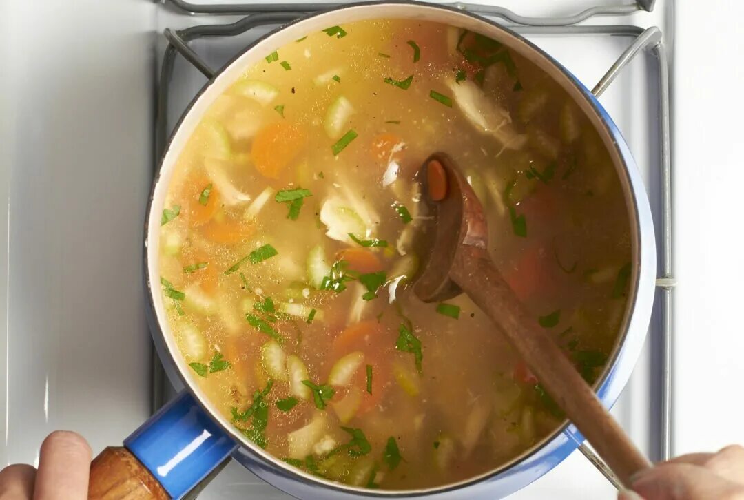 Заправочные супы. Брюквенная похлебка. Диетические супы для похудения. Суп овощной диетический. Как сделать суп менее.