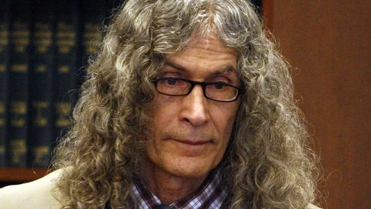 Rodney alcala. Родни алкала маньяк. Родни алькала тали шапиро. Родни алькала 2021. Родни алькала американский.