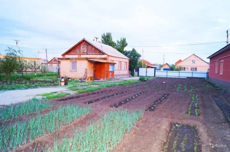 Авито ивановка. Ивановка Оренбургский район. Оренбург новая Ивановка. Село Ивановка Оренбургская область Оренбургский район. Дом в Ивановке Оренбургского района.