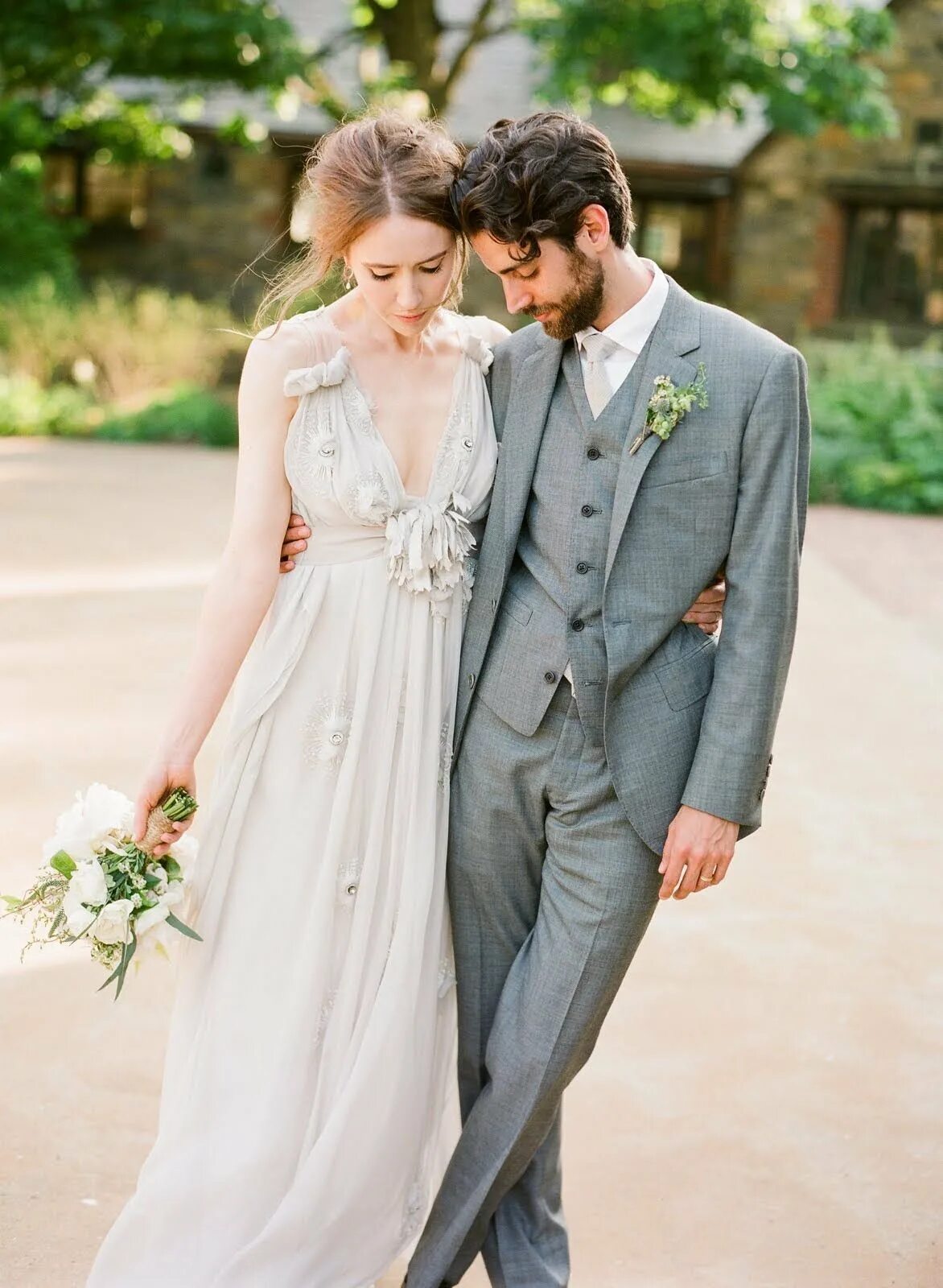 свадебная одежда. свадебный костюм для невесты. нестандартные свадебные наряды. свадебная одежда. стильные свадебные образы.