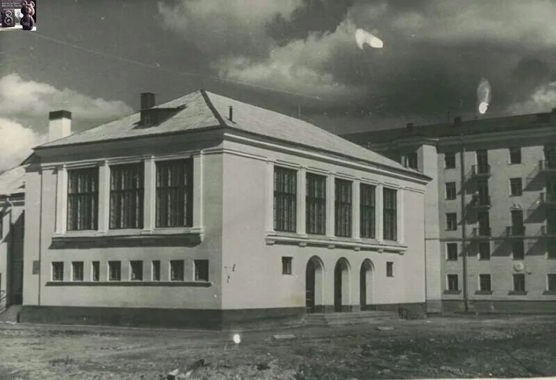 Череповец 1955 год фото. Здание столовой. Столовая новый городок. Столовые 1955 года.