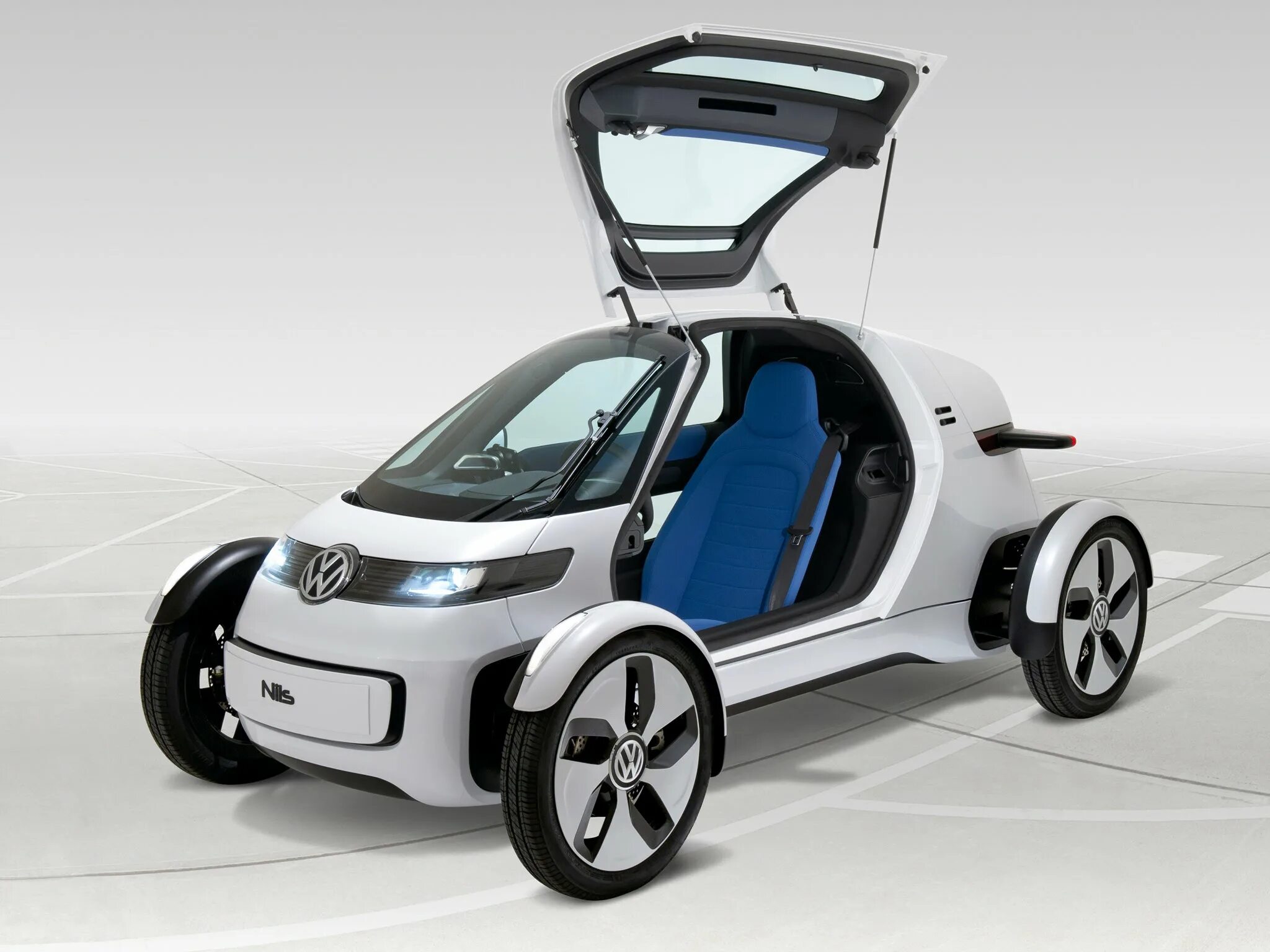 Renault twizy 2019. Рено электрокар twizy. Электрический автомобиль самому. Smart eq fortwo 2022. Smart fortwo 2022.