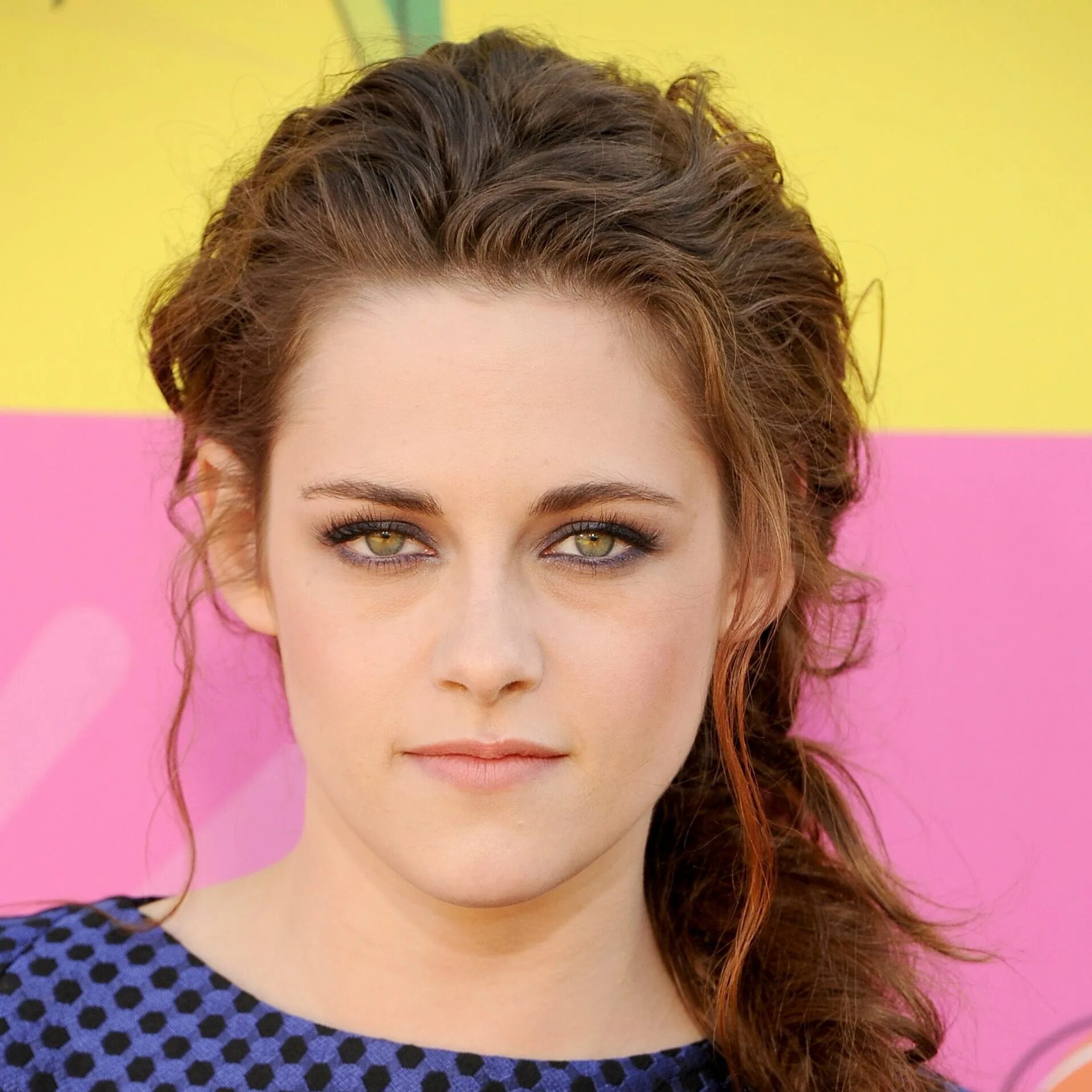 Маленькие тонкие губы. Эмма уотсон 2013. Маленькие губы у девушки. Руни мара. Тонкие губы у девушки.