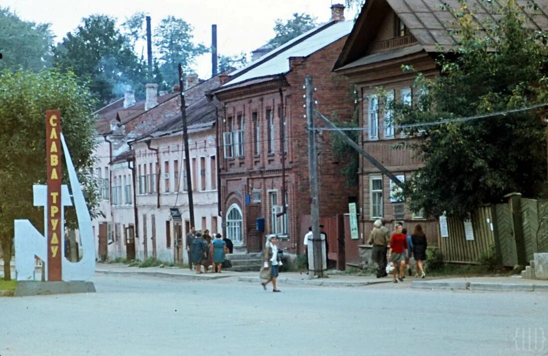 Валдай / Валдайский сайт / Валдай пятиэтажный: большая прогулка с элементами кра