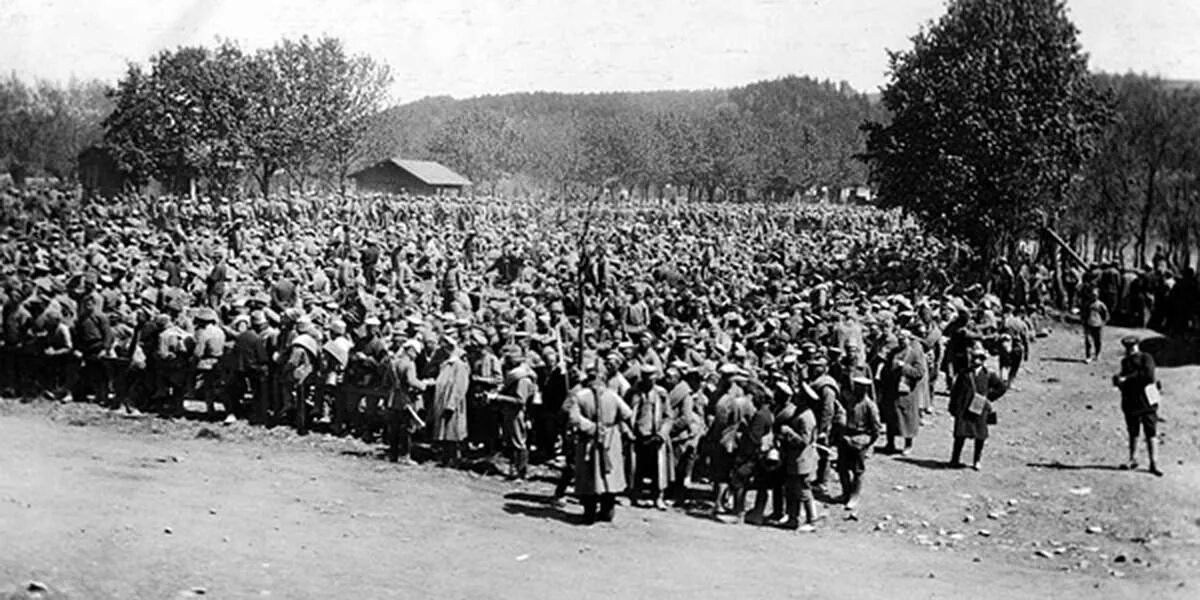 ПМВ великое отступление. Великое отступление горлицкое1915. Горлицкий прорыв 1915. Отступление Галиция 1915.