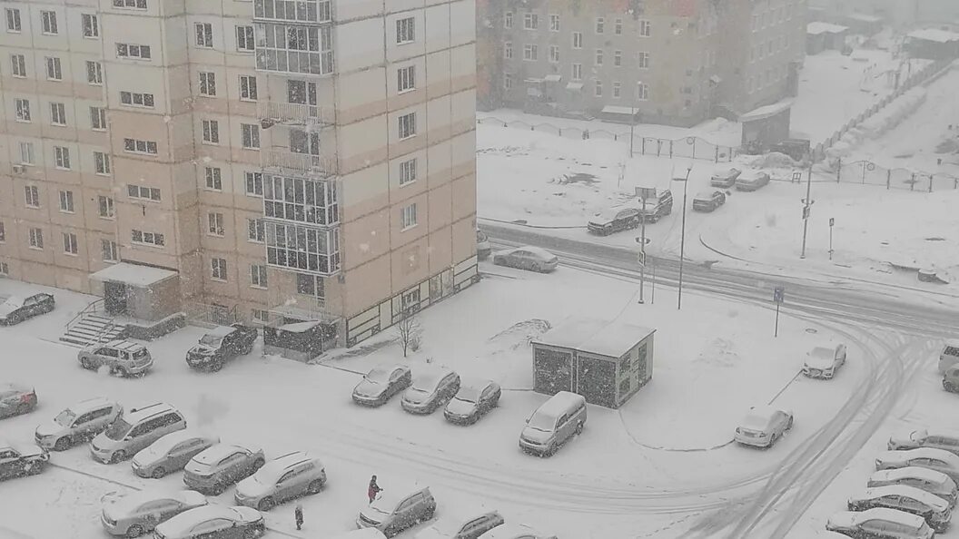 Новосибирск зимой. Снегопад фото. Метель в Новосибирске. Новосибирск снег 14 апреля 2023. 30 апреля новосибирск