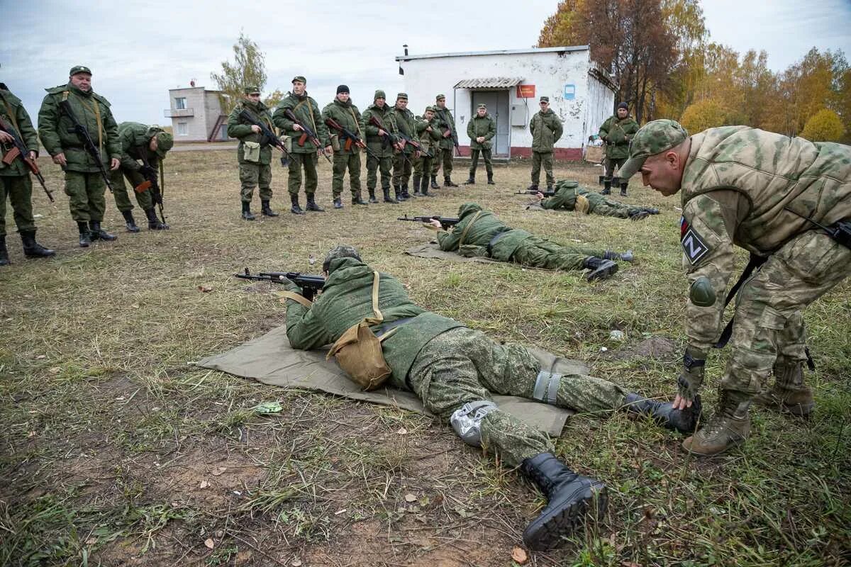 Таджики расстреляли на полигоне мобилизованных