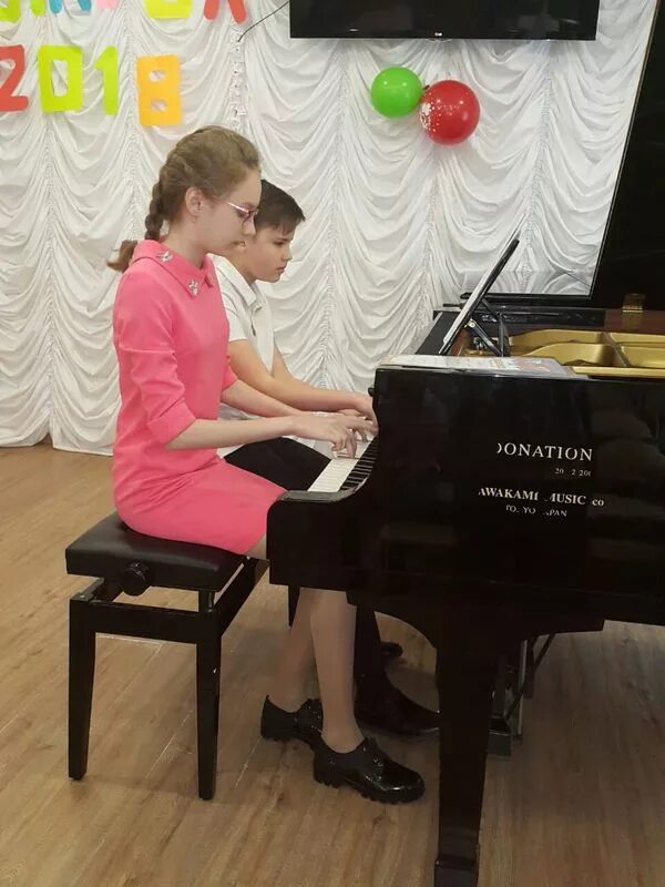 Музыкальная школа им скрябина свиблово. Дмш класс фортепиано. Дмш скрябина попова н. Преподаватели фортепиано дши даргомыжского. Дмш класс фортепиано.