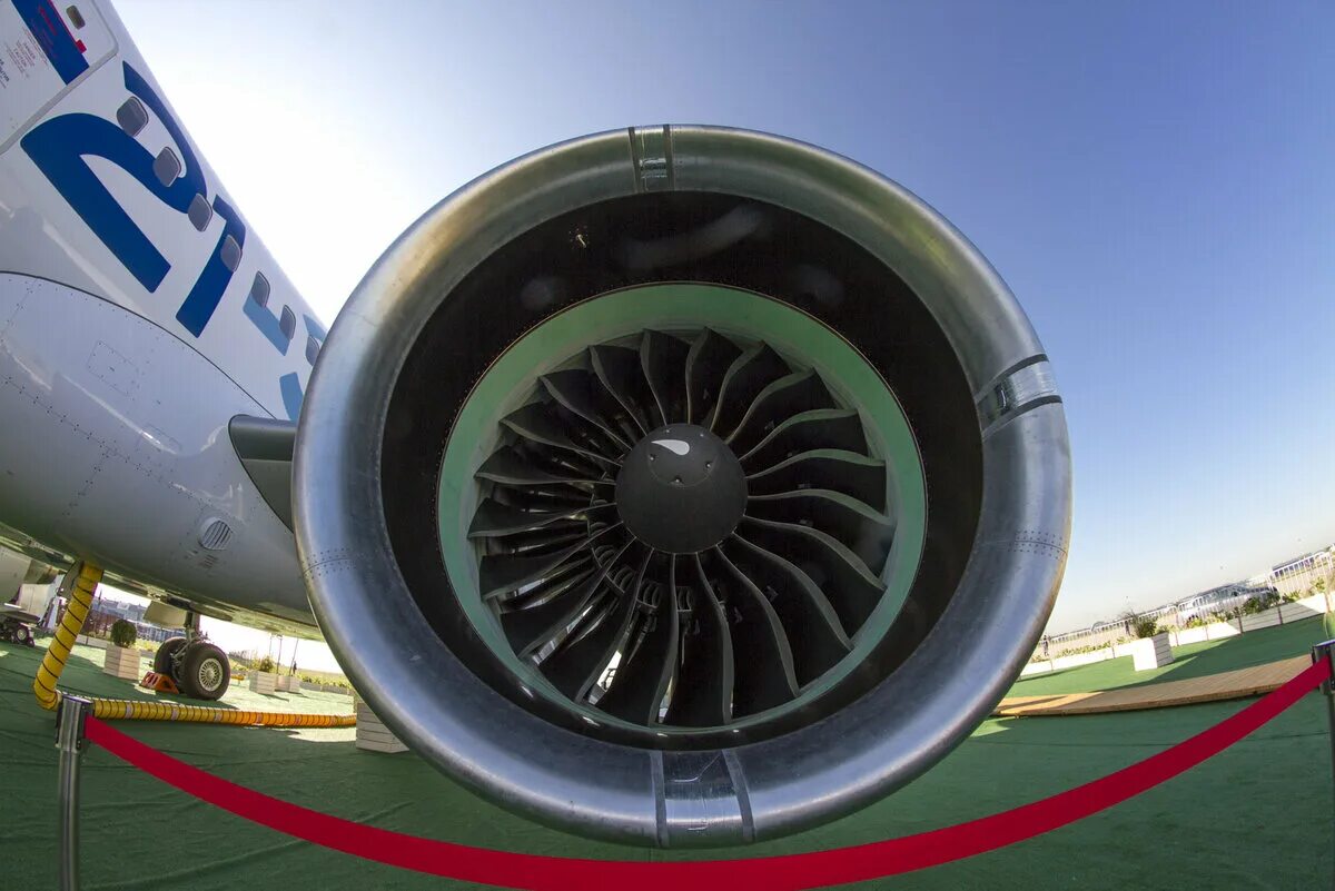 Двигатель Pratt Whitney pw1000g. МС 21 300. МС-21 С двигателем Pratt Whitney. МС-21 300 двигатель.