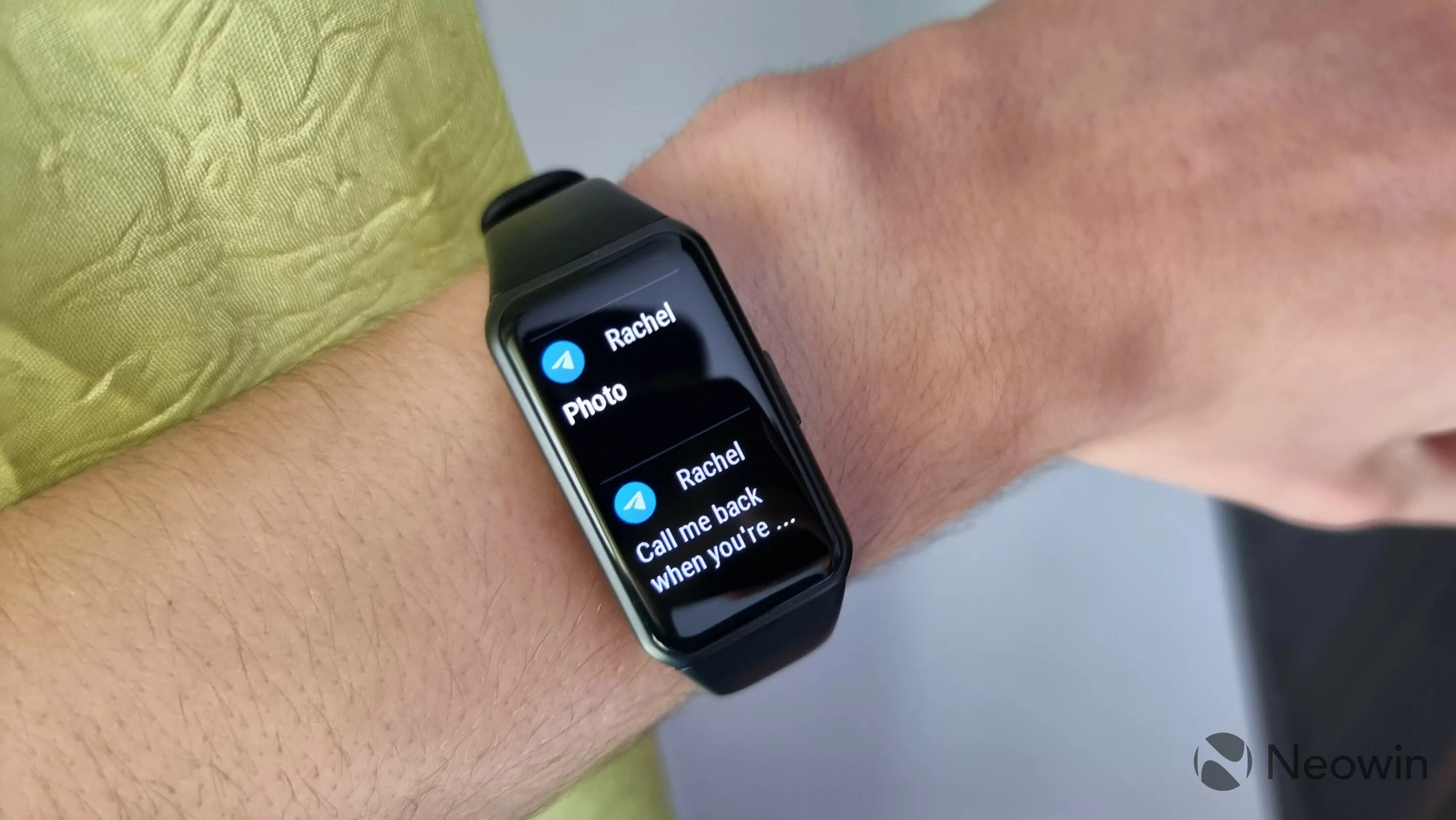 Huawei band 9 уведомления. Хуавей бэнд 6. фитнес-браслет хонор бэнд 6. часы huawei band 6. фитнес-браслеты huawei band 6.