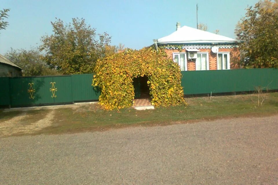 Станица новопокровская краснодарский край дома. Краснодарский край, Новопокровский р-н, станица Новоивановская. Краснодарский край станица Новоивановская улица набережная. Фото ст.Новоивановская. Новопокровский район станица плоская.