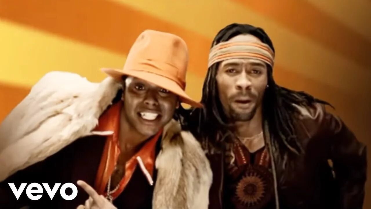 Madcon beginning. Мэдкон беггин. madcon. группа madcon. madcon beggin.