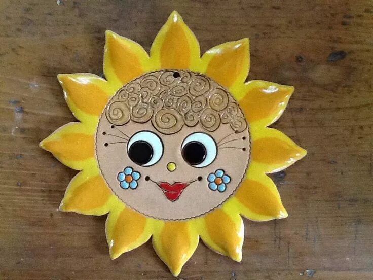 Солнца из глины. Солнышко из глины.
