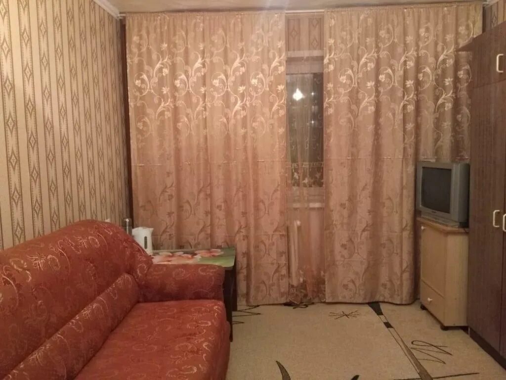 2 комнатная квартира талнах. Ленинградская 42 красноярск квартиры. Квартира 4 комнатная норильские 112. Квартиры в норильске. Норильск набережная урванцева 1а планировки.