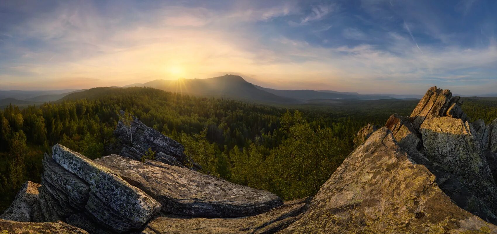 Таганай скала. Таганай скала. Таганай скала. Таганай скала. Златоуст черная скала смотровая площадка.