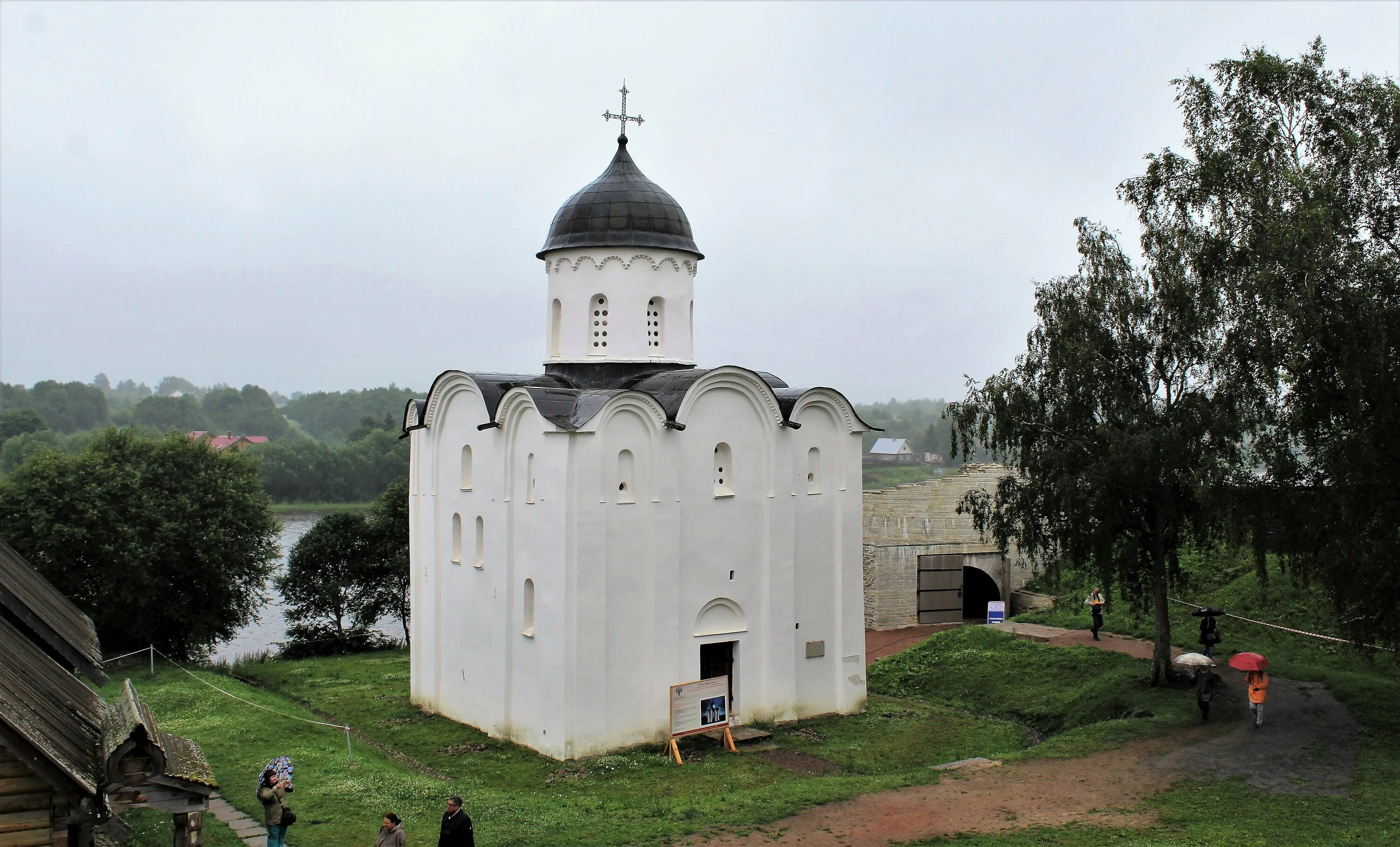 Георгиевская Церковь (Старая Ладога). Старая Ладога Церковь Святого Георгия 1160. Георгиевский храм Старая Ладога Ладога. Погода в старой ладоге на неделю