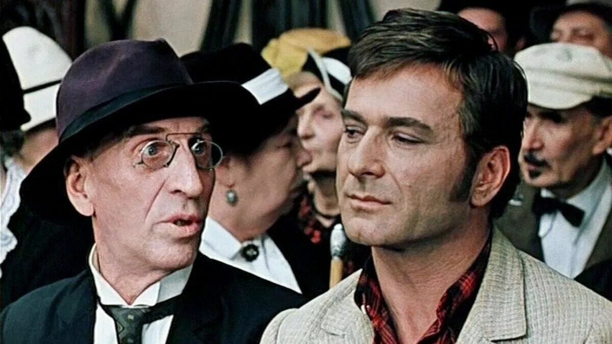 12 стульев почему два. 12 стульев 1971. 12 стульев гайдай 1971. сергей филиппов 12 стульев. леонид гайдай 12 стульев.