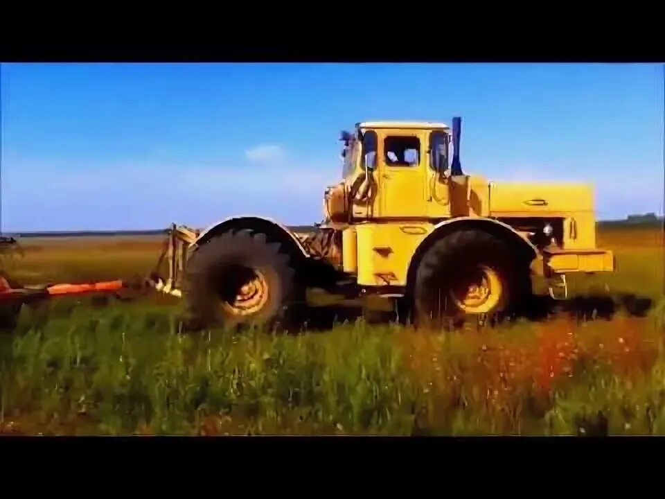 Едем за солярой еду за солярой. Колхоз тв. еду за солярой пес в тракторе.