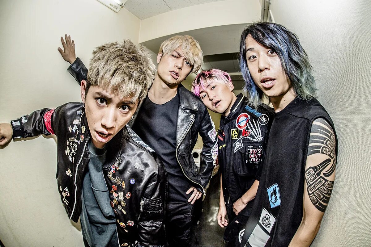 Группа one ok rock участники. One ok rock текст. One ok rock 2022. One ok rock 2005. Группа one ok rock.