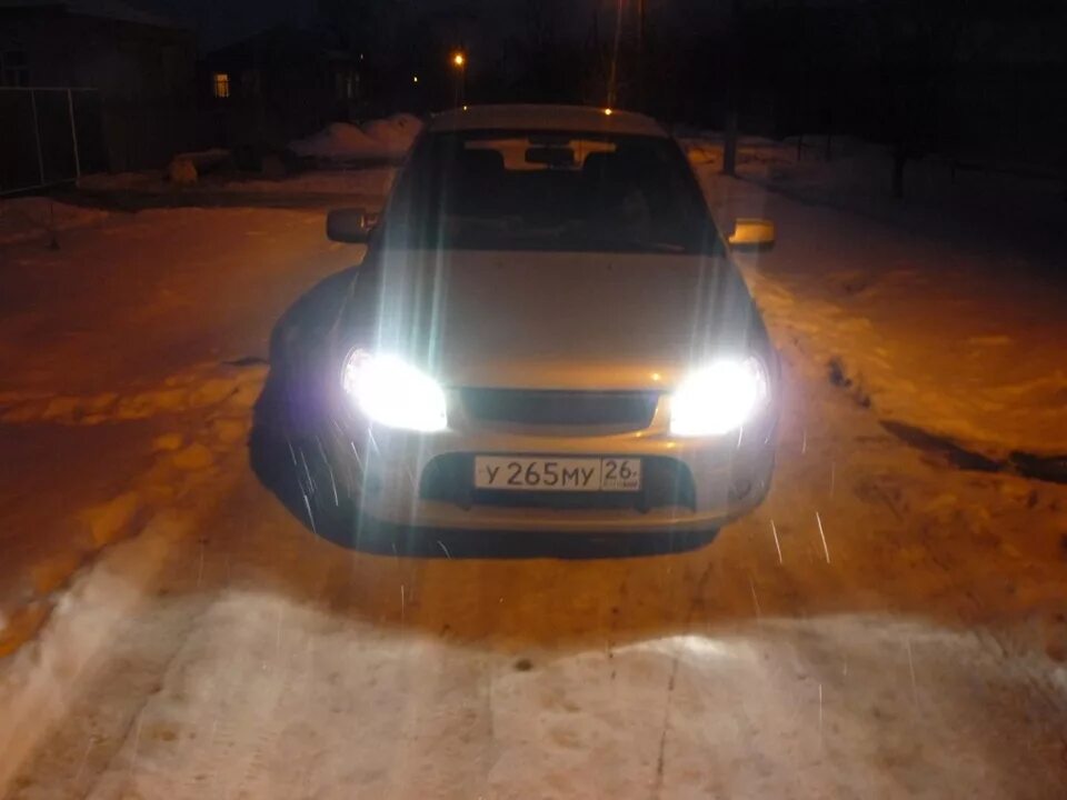 Дальний свет и габариты калина 1. Дальний свет фар калина. Дальний свет фар калина. Дальний свет фар калина. Галоген габарит лампа калина 1.