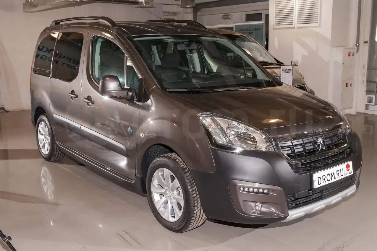 Peugeot partner tepee. Peugeot partner 2022. 6. 6. 6.