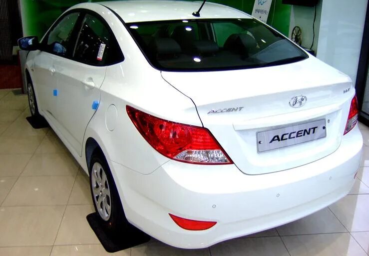 Солярис как называется. Hyundai accent solaris 2016. hyundai solaris 2015 accent. хендай солярис 2011 белый.