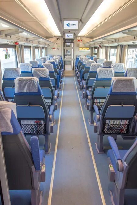 сидячий вагон.