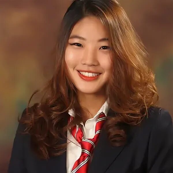 Sarah park. Sarah park. Хан е сыль с пирсингом в носу. Sarah park. Sarah park.