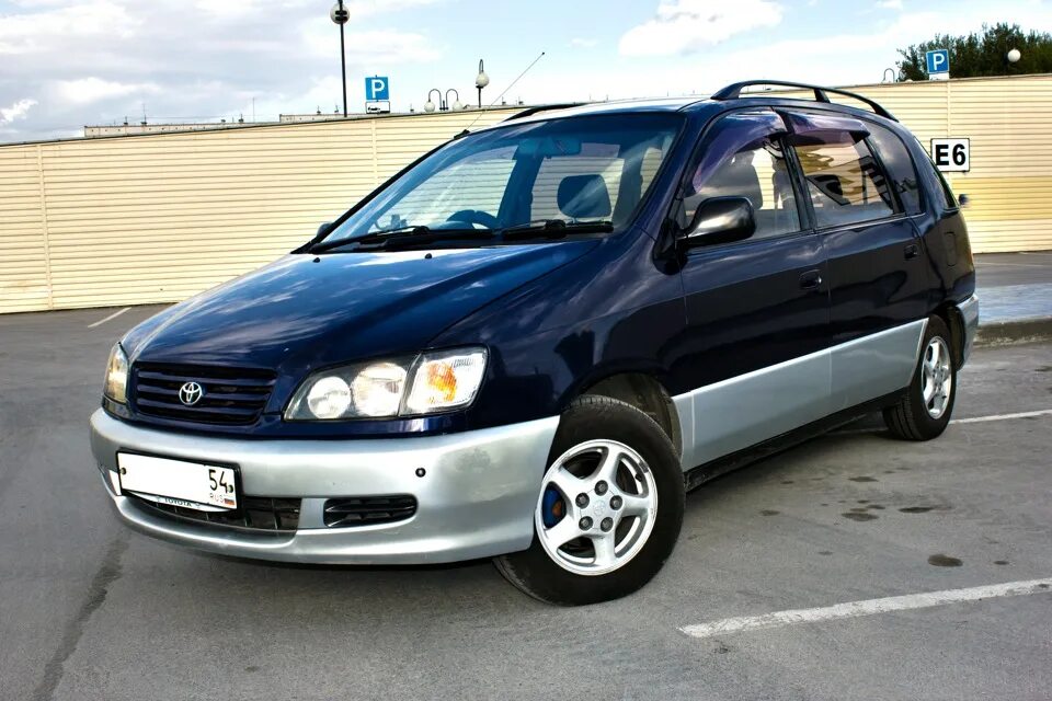 Ипсум 98 год. Toyota ipsum m10. Toyota ipsum sxm10. Тойота Ипсум 98 года. Toyota ipsum (xm10) 1996.